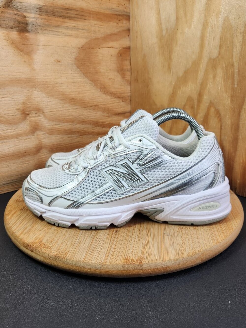 New Balance 740 Womens Casual Sneakers - Picture 4 of 9